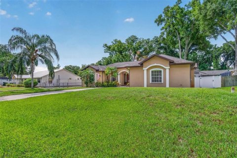 Casa en venta en Land O' Lakes, Florida, 4 dormitorios, 223.62 m2 № 2151659 - foto 3