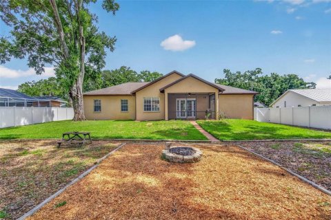 Casa en venta en Land O' Lakes, Florida, 4 dormitorios, 223.62 m2 № 2151659 - foto 7