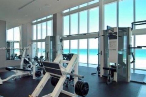 Copropriété à vendre à Hallandale Beach, Floride: 2 chambres, 161 m2 № 2000771 - photo 19