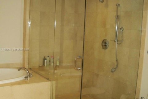 Copropriété à vendre à Hallandale Beach, Floride: 2 chambres, 161 m2 № 2000771 - photo 14