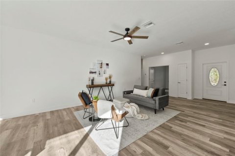 Casa en venta en Port Charlotte, Florida, 3 dormitorios, 165.37 m2 № 1535010 - foto 7