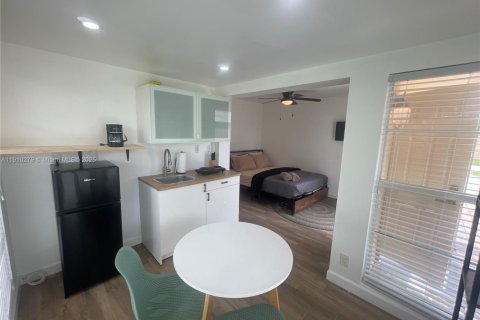 Apartment in Fort Lauderdale, Florida 145.11 sq.m. № 2082193 - photo 2