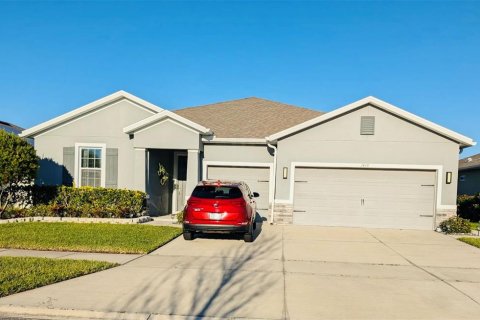 Villa ou maison à louer à Kissimmee, Floride: 5 chambres, 276.57 m2 № 1724865 - photo 1