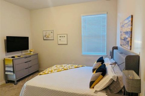 Villa ou maison à louer à Kissimmee, Floride: 5 chambres, 276.57 m2 № 1724865 - photo 16