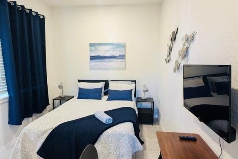 Villa ou maison à louer à Kissimmee, Floride: 5 chambres, 276.57 m2 № 1724865 - photo 15