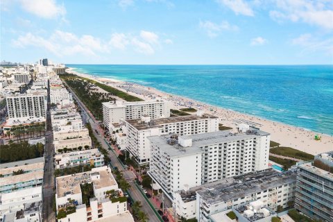 Condominio en venta en Miami Beach, Florida, 1 dormitorio, 61.22 m2 № 1453469 - foto 30