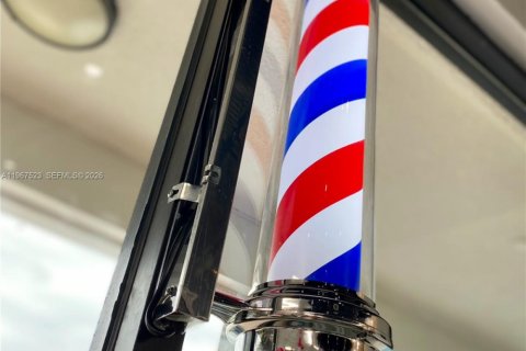 Immobilier commercial à Aventura, Floride № 2028704