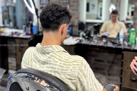 Immobilier commercial à vendre à Aventura, Floride № 2028704 - photo 11