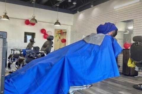 Immobilier commercial à vendre à Aventura, Floride № 2028704 - photo 7