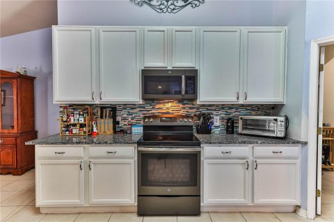 Villa ou maison à vendre à Homosassa, Floride: 5 chambres, 254.09 m2 № 1579245 - photo 12