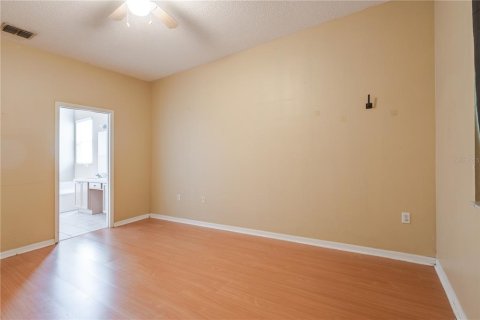 Villa ou maison à louer à Orlando, Floride: 4 chambres, 171.4 m2 № 2414949 - photo 9