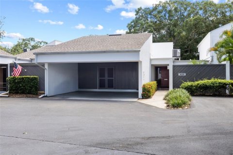 Condo à Tampa, Floride, 2 chambres  № 2348025