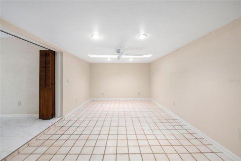 Copropriété à vendre à Tampa, Floride: 2 chambres, 160.72 m2 № 2348025 - photo 24