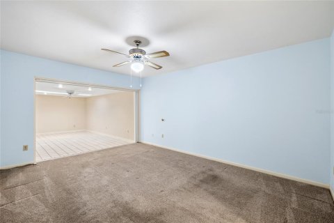 Copropriété à vendre à Tampa, Floride: 2 chambres, 160.72 m2 № 2348025 - photo 19