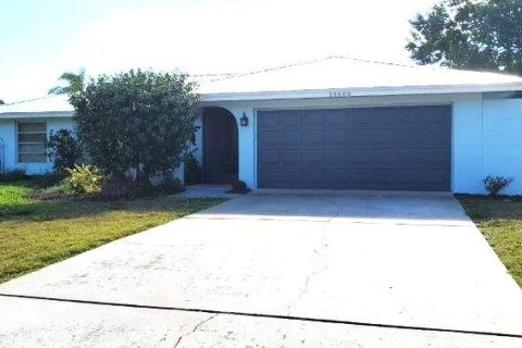 Casa en alquiler en Port Charlotte, Florida, 3 dormitorios, 133.87 m2 № 1142765 - foto 1