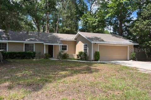 House in Gainesville, Florida 3 bedrooms, 109.25 sq.m. № 2120359