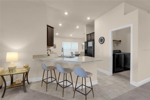 Casa en venta en Haines City, Florida, 4 dormitorios, 184.88 m2 № 2430479 - foto 13