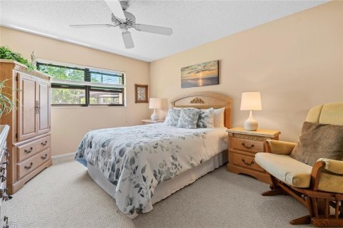 Condo in Sarasota, Florida, 2 bedrooms  № 1725747 - photo 21