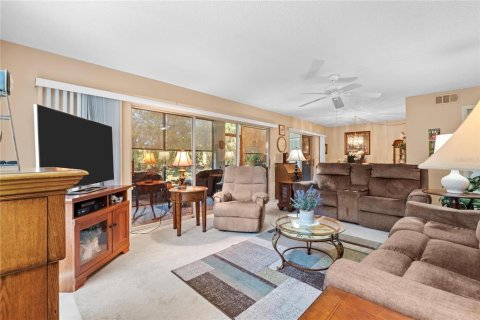 Condo in Sarasota, Florida, 2 bedrooms  № 1725747 - photo 17