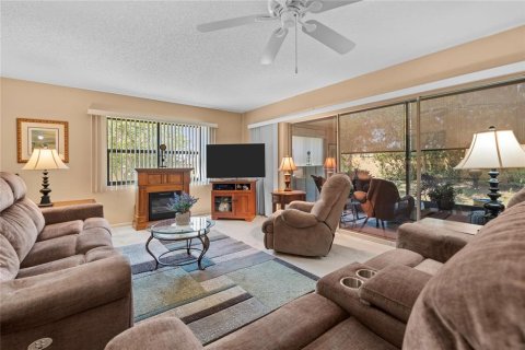 Condo in Sarasota, Florida, 2 bedrooms  № 1725747 - photo 13