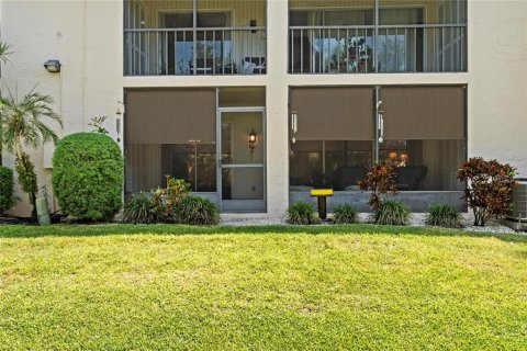 Condo in Sarasota, Florida, 2 bedrooms  № 1725747 - photo 28