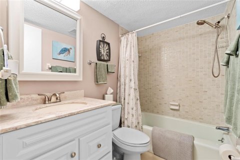 Condo in Sarasota, Florida, 2 bedrooms  № 1725747 - photo 26