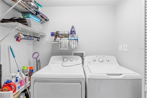 Condo in Saint Petersburg, Florida, 2 bedrooms  № 2094267 - photo 22