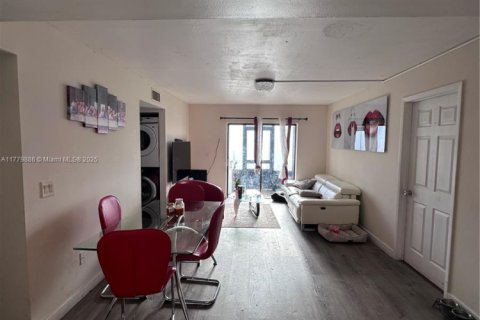 Condo in Hialeah, Florida, 3 bedrooms  № 1862764 - photo 5
