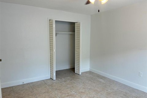 Condo in Orlando, Florida, 3 bedrooms  № 2209913 - photo 17