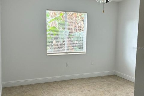 Condo in Orlando, Florida, 3 bedrooms  № 2209913 - photo 24