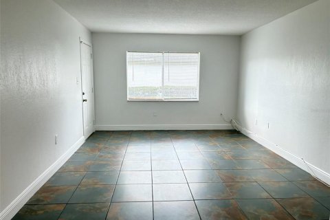 Condo in Orlando, Florida, 3 bedrooms  № 2209913 - photo 4