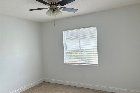 Condo in Orlando, Florida, 3 bedrooms  № 2209913 - photo 19