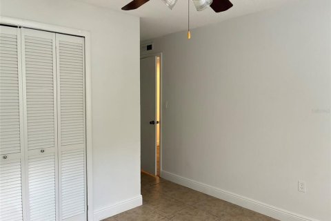 Condo in Orlando, Florida, 3 bedrooms  № 2209913 - photo 23