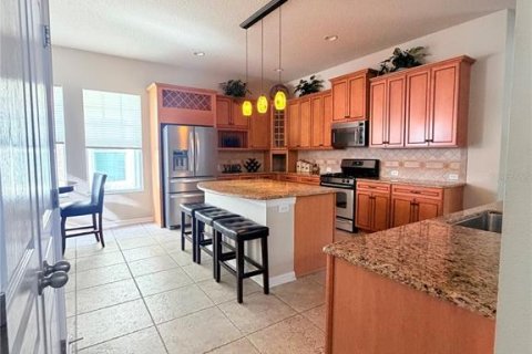 Villa ou maison à louer à Fish Hawk, Floride: 4 chambres, 274.25 m2 № 2401174 - photo 6