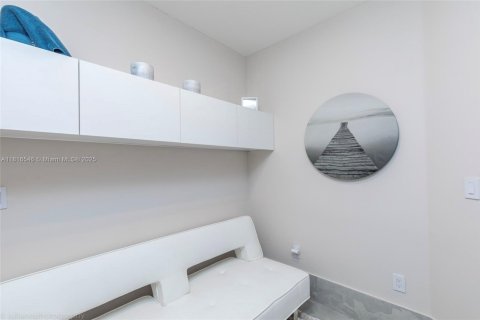 Condominio en venta en Miami, Florida, 2 dormitorios, 107.86 m2 № 1770640 - foto 24