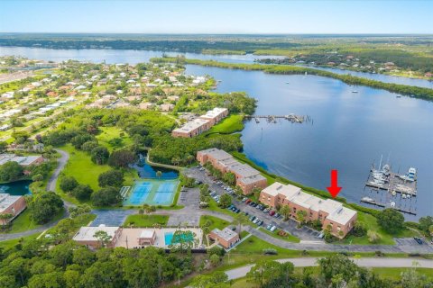 Condo à Port St. Lucie, Floride, 2 chambres  № 2172391