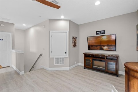 House in Windermere, Florida 5 bedrooms, 311.97 sq.m. № 2112533 - photo 25