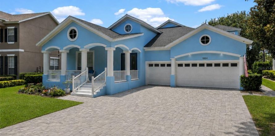 House in Windermere, Florida 5 bedrooms, 311.97 sq.m. № 2112533