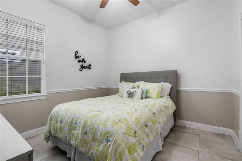 House in Windermere, Florida 5 bedrooms, 311.97 sq.m. № 2112533 - photo 21