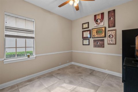 House in Windermere, Florida 5 bedrooms, 311.97 sq.m. № 2112533 - photo 28