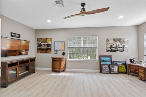 House in Windermere, Florida 5 bedrooms, 311.97 sq.m. № 2112533 - photo 26