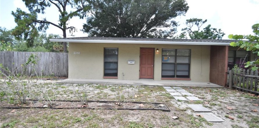 Appartement à Saint Petersburg, Floride 2 chambres, 72.74 m2 № 1787424