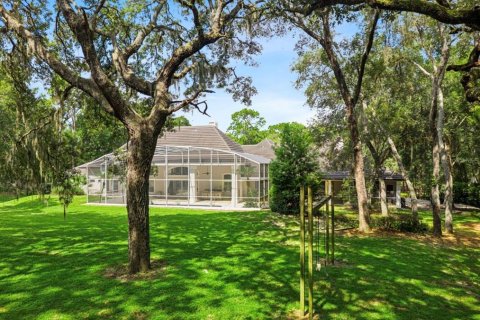 House in Longwood, Florida 5 bedrooms, 603.59 sq.m. № 2320854 - photo 9