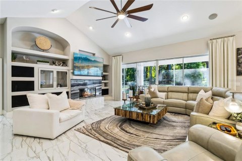 House in Longwood, Florida 5 bedrooms, 603.59 sq.m. № 2320854 - photo 17