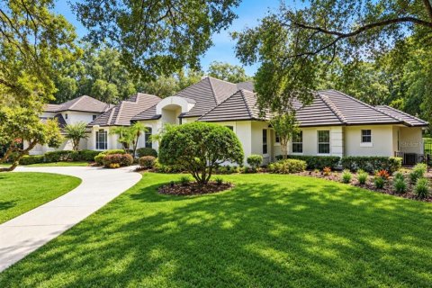 House in Longwood, Florida 5 bedrooms, 603.59 sq.m. № 2320854 - photo 8