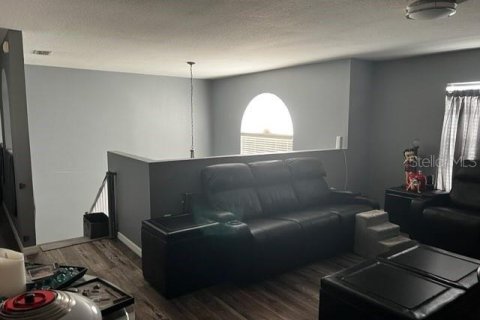 Casa en venta en Apopka, Florida, 5 dormitorios, 271.74 m2 № 2238099 - foto 7