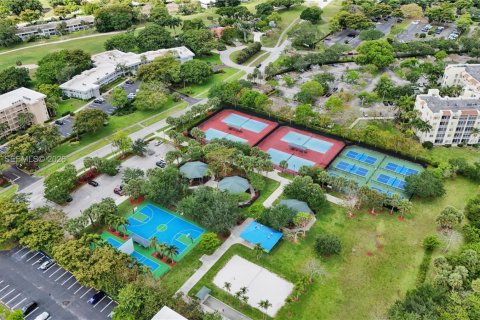 Condominio en venta en Pompano Beach, Florida, 2 dormitorios, 98.85 m2 № 2076636 - foto 7
