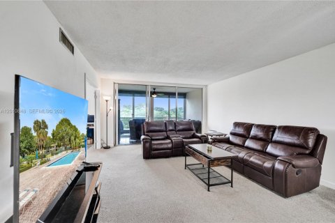 Condominio en venta en Pompano Beach, Florida, 2 dormitorios, 98.85 m2 № 2076636 - foto 23