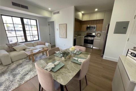 Condo in Miami Beach, Florida, 1 bedroom № 2078465