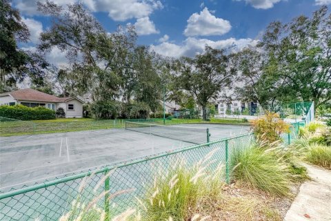 House in DeLand, Florida 2 bedrooms, 122.72 sq.m. № 2296781 - photo 28